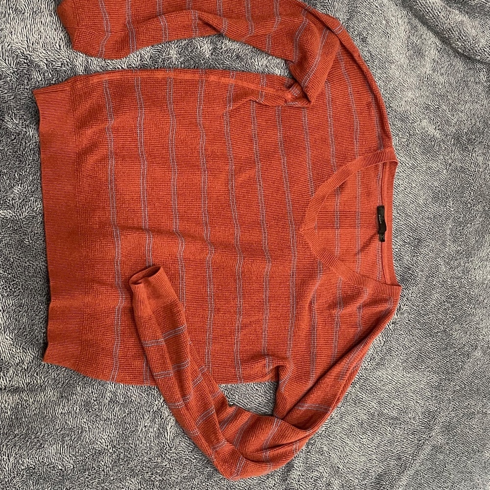 Waffle, v-neck top